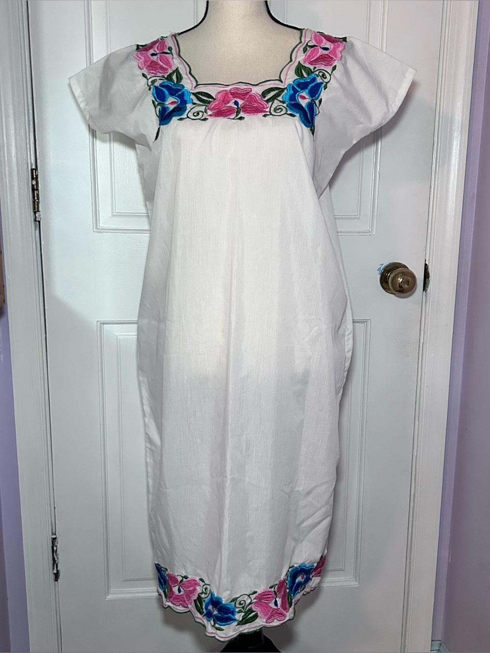 Mexican Boho Floral Embroidered Sack Dress Women’s Large.